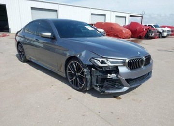 BMW Seria 5 G30-G31 2021 BMW Seria 5 2021, 4.4L, 4x4, M550i, od ubezpieczalni 4.4 Benzyna 523KM, zdjęcie 5