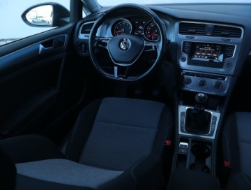 Volkswagen Golf VII Variant 1.2 TSI BlueMotion Technology 85KM 2017 VW Golf 1.2 TSI, Salon Polska, Serwis ASO, Klima, zdjęcie 6