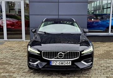 Volvo V60 II  Kombi 2.0 T5 250KM 2019 Volvo V60 2.0 PB 250KM AT Inscription Serwis ASO Gwarancja Szyberdach Weba, zdjęcie 2