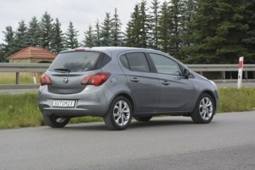 Opel Corsa E Hatchback 3d 1.4 Twinport 90KM 2017 Opel Corsa 1.4 Benzyna gwarancja przebiegu klimaty, zdjęcie 9