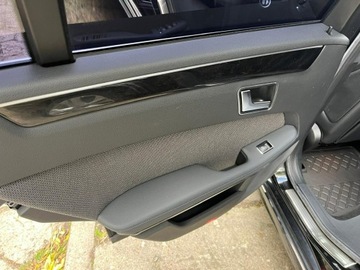 Mercedes Klasa E W212 Kombi 200 CGI BlueEFFICIENCY 184KM 2011 Mercedes E 200 Benz E 212 Avantgarde, zdjęcie 9