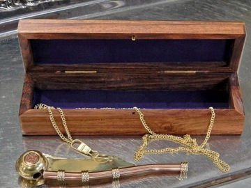 Свисток боцман в деревянном ящике MIW7/5