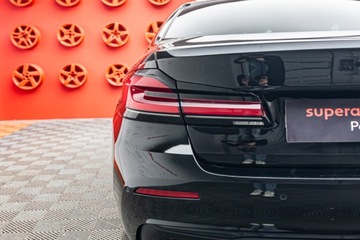 BMW Seria 5 G30-G31 Limuzyna Facelifting 2.0 518d 150KM 2021 Od ręki - BMW Seria 5 518d aut Sedan 2.0 150KM 2021, zdjęcie 25