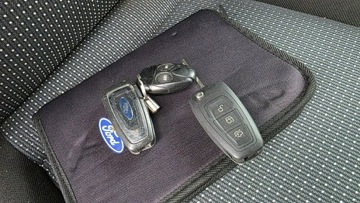 Ford Fiesta VIII Hatchback 3d 1.1  70KM 2010 Ford Galaxy 2,0 diesel * 7-osobowy *, zdjęcie 25