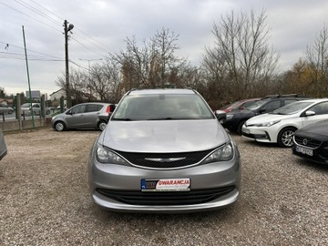 Chrysler Pacifica II 3.6 V6 291KM 2018 Chrysler Pacifica 3.6 benzyna/Automat/8 miejsc/Fak, zdjęcie 2