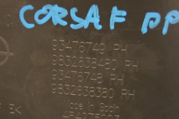 Corsa F boczek drzwi prawy przedni tapicerka