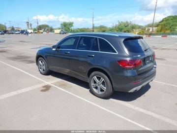 Mercedes GLC C253 2021 Mercedes-Benz GLC 300 2021 2.0l 2.0 Benzyna 255KM, zdjęcie 3