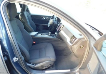 Volvo V60 II  2021 Volvo V60 z Gwarancja Fotele Podgrzewane Kamera 2.0 Diesel 197KM, zdjęcie 4