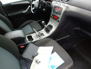 Ford Galaxy III Van 2.0 Duratorq TDCi 140KM 2010 Ford Galaxy 7-OSOBOWY, zdjęcie 20