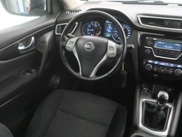 Nissan Qashqai II Crossover 1.2 DIG-T 115KM 2017 Nissan Qashqai 1.2 DIG-T, Salon Polska, zdjęcie 6