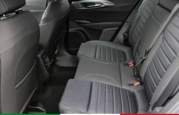 Alfa Romeo Tonale SUV 1.6 JTD 130KM 2023 Od ręki - Alfa Romeo Tonale 1.6 (130KM) TI | Pakiet Winter + ADAS 2 Plus, zdjęcie 12