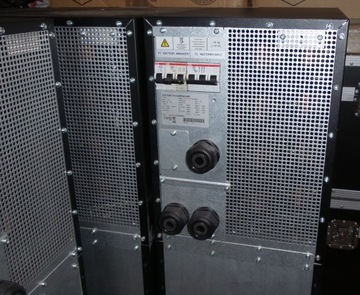 Источник бесперебойного питания ИБП 3-фазный 15кВА/15кВт ИБП Eaton 9355-15