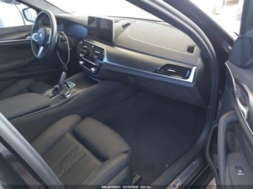BMW Seria 5 G90-91 2023 BMW Seria 5 530i 2023, 2.0L R4 248KM, RWD, auto odpala i jezdzi, od ubezpi, zdjęcie 10