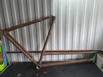 ОЧЕНЬ СТАРЫЙ ВИНТАЖНЫЙ ЖЕНСКИЙ ВЕЛОСИПЕД MIFA С РУЛЕМ