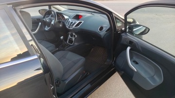 Ford Fiesta 2010 Ford Fiesta Ford Fiesta 1.25 benzyna 82KM Czarna Z Niemiec 1.3 82KM, zdjęcie 6