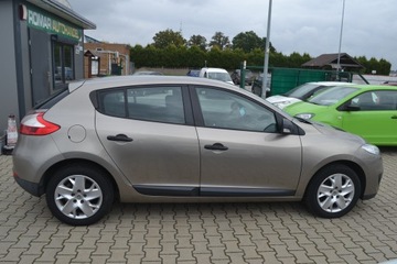 Renault Megane III Hatchback Facelifting 1.6 16v 100KM 2013 Renault Megane z Niemiec ,Opłacona, zdjęcie 8