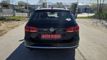Volkswagen Passat B7 Variant 1.4 TSI BlueMotion 122KM 2012 Volkswagen Passat Dsg Climatronic Navi panorama, zdjęcie 6