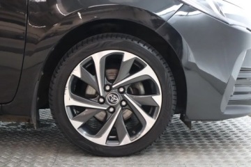 Toyota Corolla XI Sedan 1.6 Valvematic 132KM 2016 Toyota Corolla 1.6 Valvematic, Salon Polska, Navi, zdjęcie 14