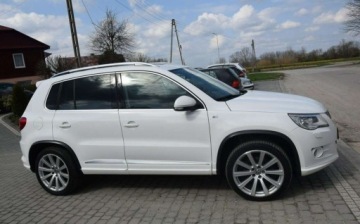 Volkswagen Tiguan I SUV 2.0 TDI CR DPF 170KM 2009 Volkswagen Tiguan 2.0TDI R-LINE 4x4 Navi Kamera 2 KPL ALU Oryginal Lakier, zdjęcie 14