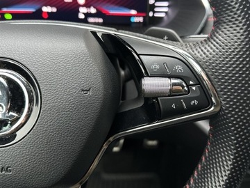 Skoda Octavia IV RS Kombi 2.0 TDI SCR 200KM 2022 Skoda Octavia 2.0TDI 200KM RS DSG l Canton, Webast, zdjęcie 19