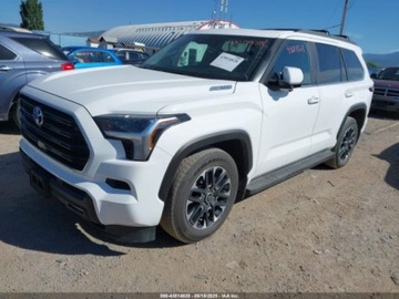 Toyota Sequoia II 2024 Toyota Sequoia SR5 2024 3.4l 3.4 Hybryda 437KM, zdjęcie 1