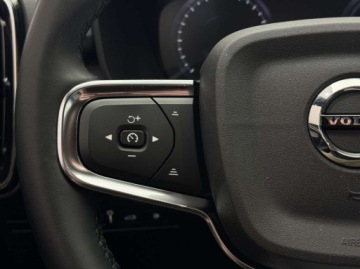 Volvo XC40 Crossover Plug-In Facelifting 1.5 T4 211KM 2022 Volvo XC 40 T4 Start Plug In Kamera cofania Ambiente Nawigacja CarPlay, zdjęcie 21