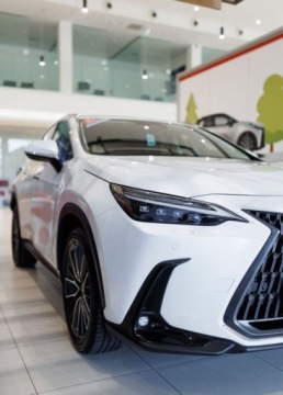 Lexus NX II SUV Facelifting 2.5 450h+ 309KM 2024 Lexus NX 450h Omotenashi AWD 2.5 Hybryda Plug-in 309KM, zdjęcie 12
