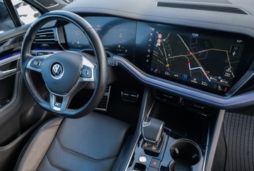 Volkswagen Touareg III SUV 3.0 V6 SCR TDI 286KM 2019 VW Touareg R-Line PL Full Wentyle Masaż Dynaudio Panorama Dociąg Matrix Hak, zdjęcie 15