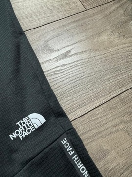 THE NORTH FACE TNF SPODNIE DRESOWE LOGO ODBLASK M