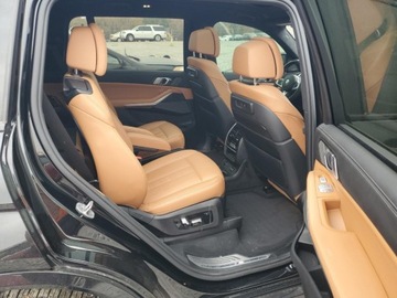 BMW X7 2022 BMW X7 M50i 2022 4.4l 4.4 Benzyna 523KM, zdjęcie 11
