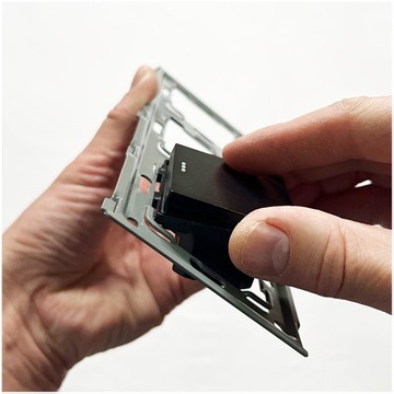 Ramka Szklana Potrójna Czarna do Modułów MIUUN GL