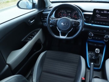 Kia Stonic I Crossover 1.0 T-GDI 120KM 2020 Kia Stonic 1.0 T-GDI MHEV, Salon Polska, zdjęcie 6