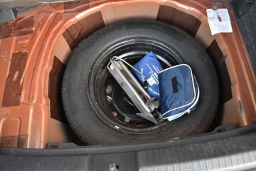 Volkswagen Polo V Hatchback 3d Facelifting 1.0 75KM 2017 Volkswagen Polo SalonPL 75KM MPI Trendline Pakiety Czujniki x2 Klimatyzajc, zdjęcie 33