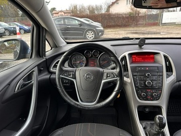 Opel Astra J Sports Tourer 1.4 Turbo ECOTEC 140KM 2012 Opel Astra Bogata wersja/Nowy rozrząd/Serwis/, zdjęcie 12