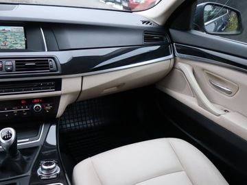 BMW Seria 5 G30-G31 2016 BMW 5 520d, Skóra, Navi, Klima, Klimatronic, zdjęcie 7
