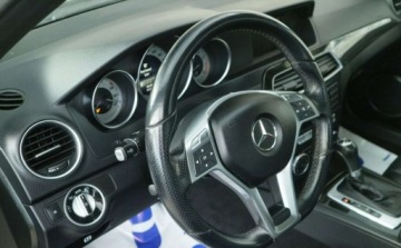 Mercedes Klasa C W204 Limuzyna 3.5 350 CGI BlueEFFICIENCY 306KM 2013 Mercedes-Benz Klasa C Mercedes-Benz Klasa C W204 3,5 V6(306 PS)4MATIC Auto, zdjęcie 16