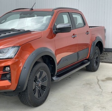 ISUZU D-MAX PODBĚHU POSIRANI PODBĚH BLATNÍKŮ
