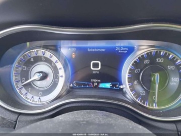 Chrysler 300C II 2023 Chrysler 300 2023 Chrysler 300 Touring RWD 3.6 Benzyna 292KM, zdjęcie 13