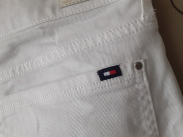 TOMMY HILFIGER-SUPER SPODNIE 31 J6