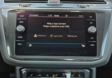Volkswagen Tiguan II SUV Facelifting 2.0 TDI 150KM 2021 Volkswagen Tiguan Life 2.0TDI 150KM DSG App Connet Czuj Park. Pod.Fotele T, zdjęcie 25