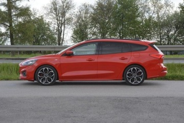 Ford Focus IV Kombi 2.0 EcoBlue 150KM 2019 Ford Focus 2.0 EcoBlue ST-Line bezwypadkowy gwaran, zdjęcie 3