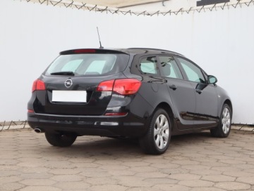Opel Astra J Sports Tourer Facelifting 1.4 Turbo ECOTEC 120KM 2012 Opel Astra 1.4 T, Klima, Klimatronic, Tempomat, zdjęcie 4