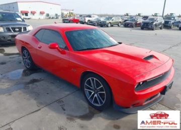 Dodge Challenger III 2023 Dodge Challenger DODGE CHALLENGER RT 5.7 Benzyna 380KM