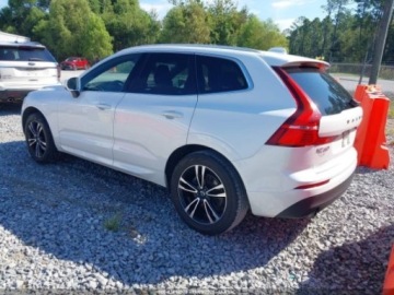 Volvo XC60 II 2021 Volvo XC 60 VOLVO XC60 T5 MOMENTUM 2.0 Benzyna 250KM, zdjęcie 2