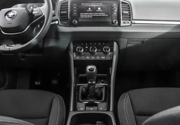 Skoda Karoq Crossover Facelifting 1.5 TSI ACT 150KM 2024 Skoda Karoq 1.5 TSI 150KM Selection Kamera Cofania Fotele Podgrzewane 1.5, zdjęcie 15