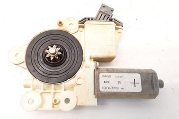 MOTOREK OKNO ZADNÍCH PRAVÝCH DVEŘE TOYOTA AVENSIS (_T25_) 6983005100