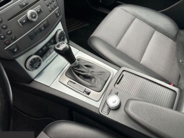 Mercedes Klasa C W204 Kombi T204 1.8 180 CGI BlueEFFICIENCY 156KM 2010 Mercedes Klasa C 180 T BlueEFFICIENCY 7G-TRONIC Avantgarde 156KM 2010r, zdjęcie 24