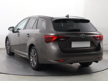Toyota Avensis III Wagon Facelifting 2015 2.0 D-4D 143KM 2016 Toyota Avensis 2.0 D-4D, Salon Polska, VAT 23%, zdjęcie 3