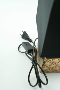 ЧЕРНО-ЗОЛОТАЯ КВАДРАТНАЯ НОЧНАЯ НАСТОЛЬНАЯ ЛАМПА