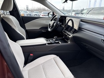 Lexus RX V 2.5 450h+ 309KM 2025 Lexus RX 450h+ Omotenashi IV (2015-2020) RX 450h+, zdjęcie 16